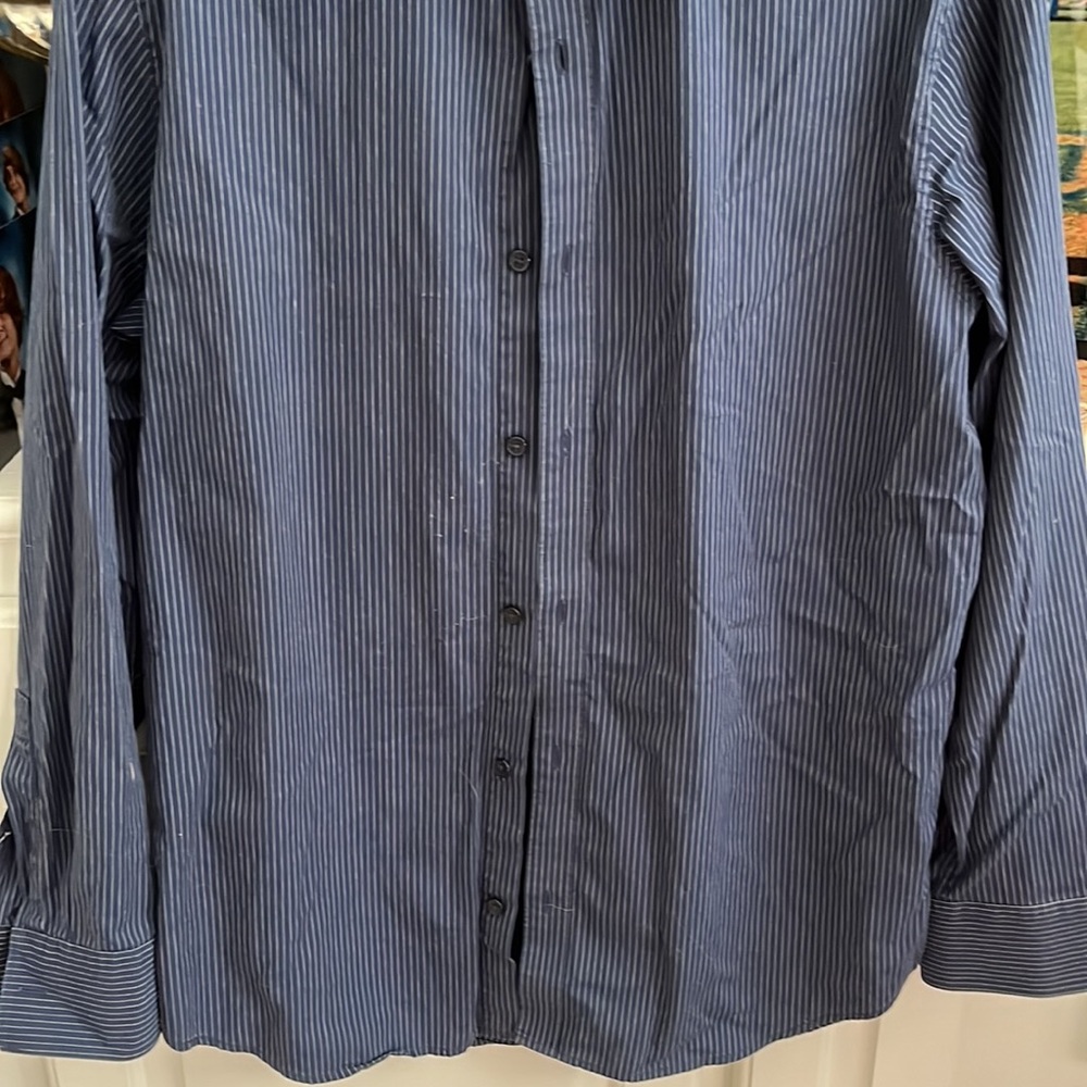 Calvin Klein Button down - Picture 4 of 5